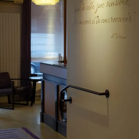 De Sevigne Hotell 3*