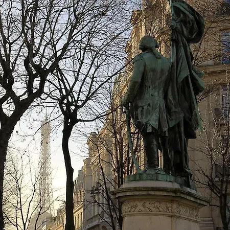 Hotel De Sevigne 3*
