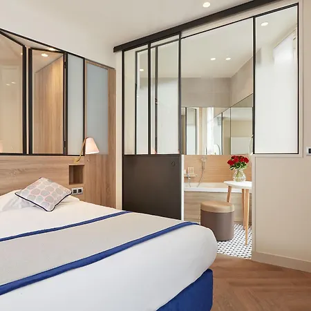 Hotel De Sevigne 3*