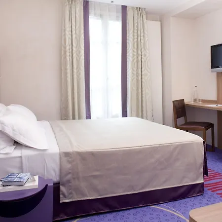 Hotel De Sevigne Paris