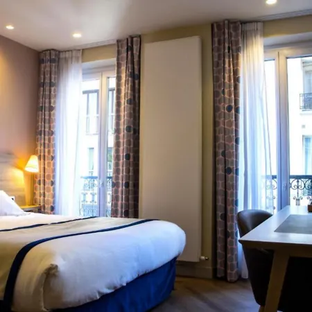 Hotel De Sevigne Paris
