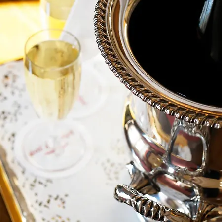 Hotel De Sevigne 3*