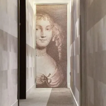 De Sevigne מלון 3*