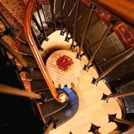 De Sevigne 3* פריז