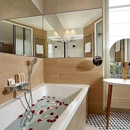 De Sevigne 4* Paris