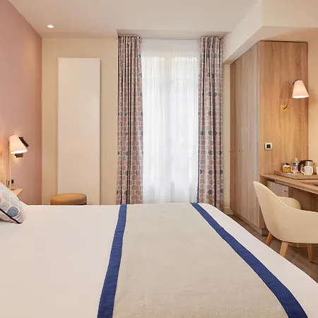 De Sevigne Paris