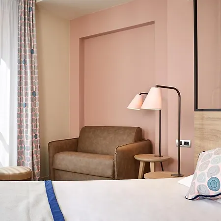 De Sevigne Hotel 3*