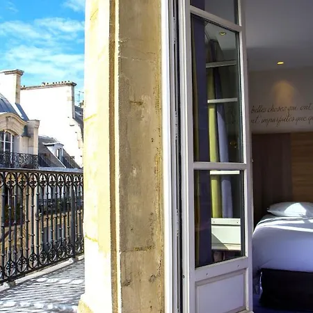 Hotel De Sevigne Paris