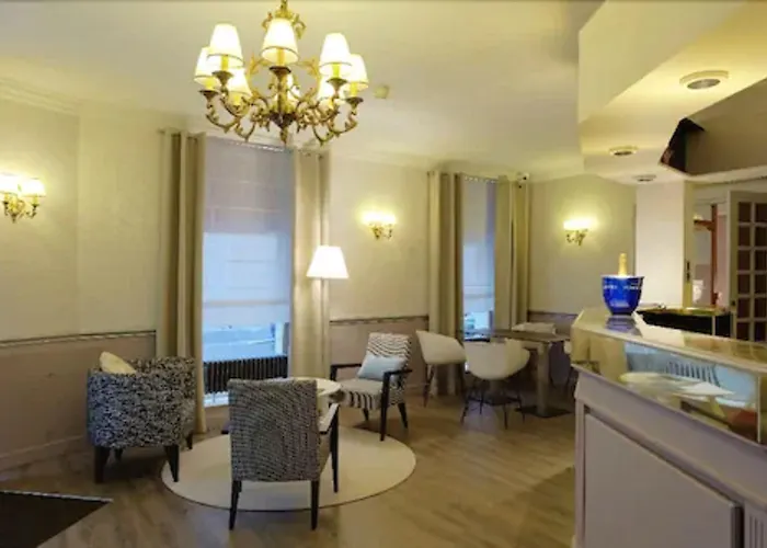 Hotel De Sevigne Paris