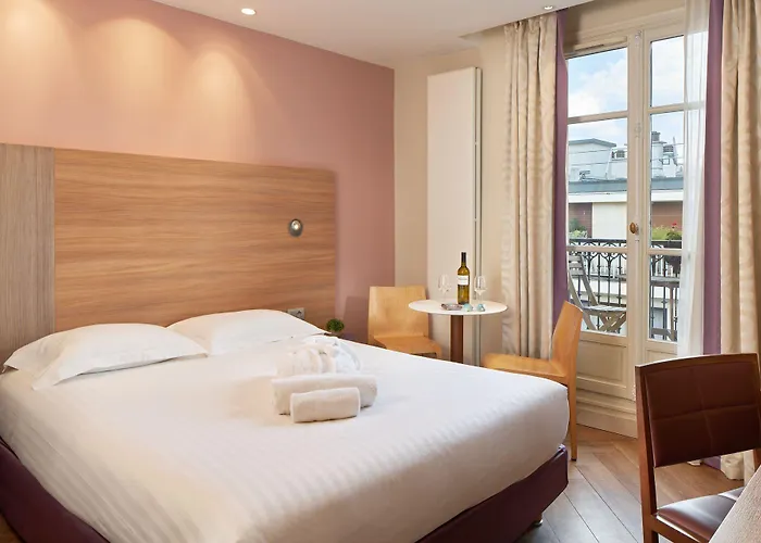 Hotel De Sevigne Paris