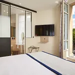 De Sévigné 3*
