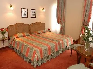 De Sevigne Hotell 3*